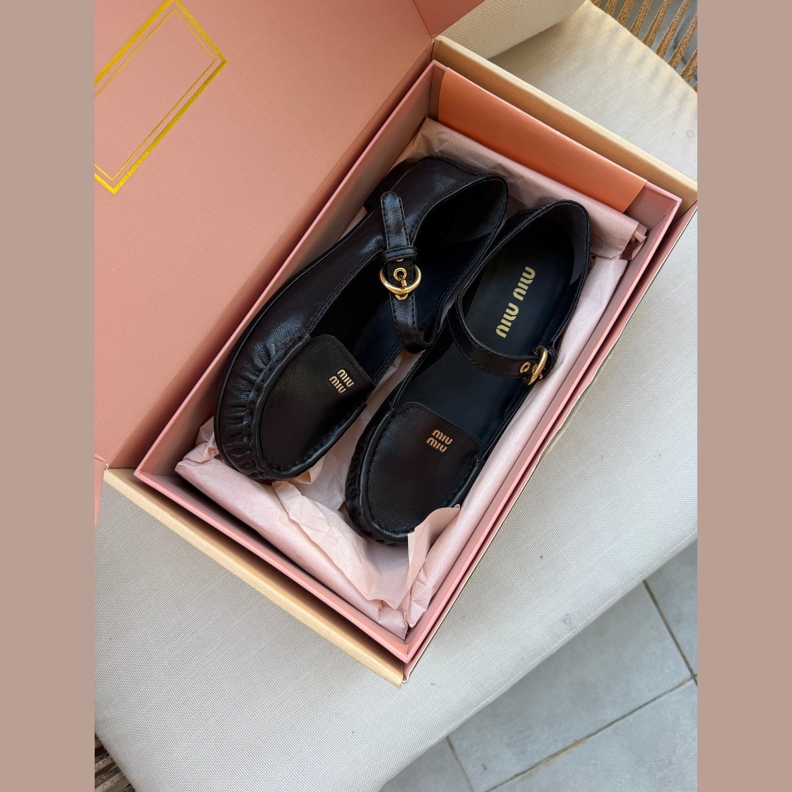 Miu Miu mary jane במלאי
