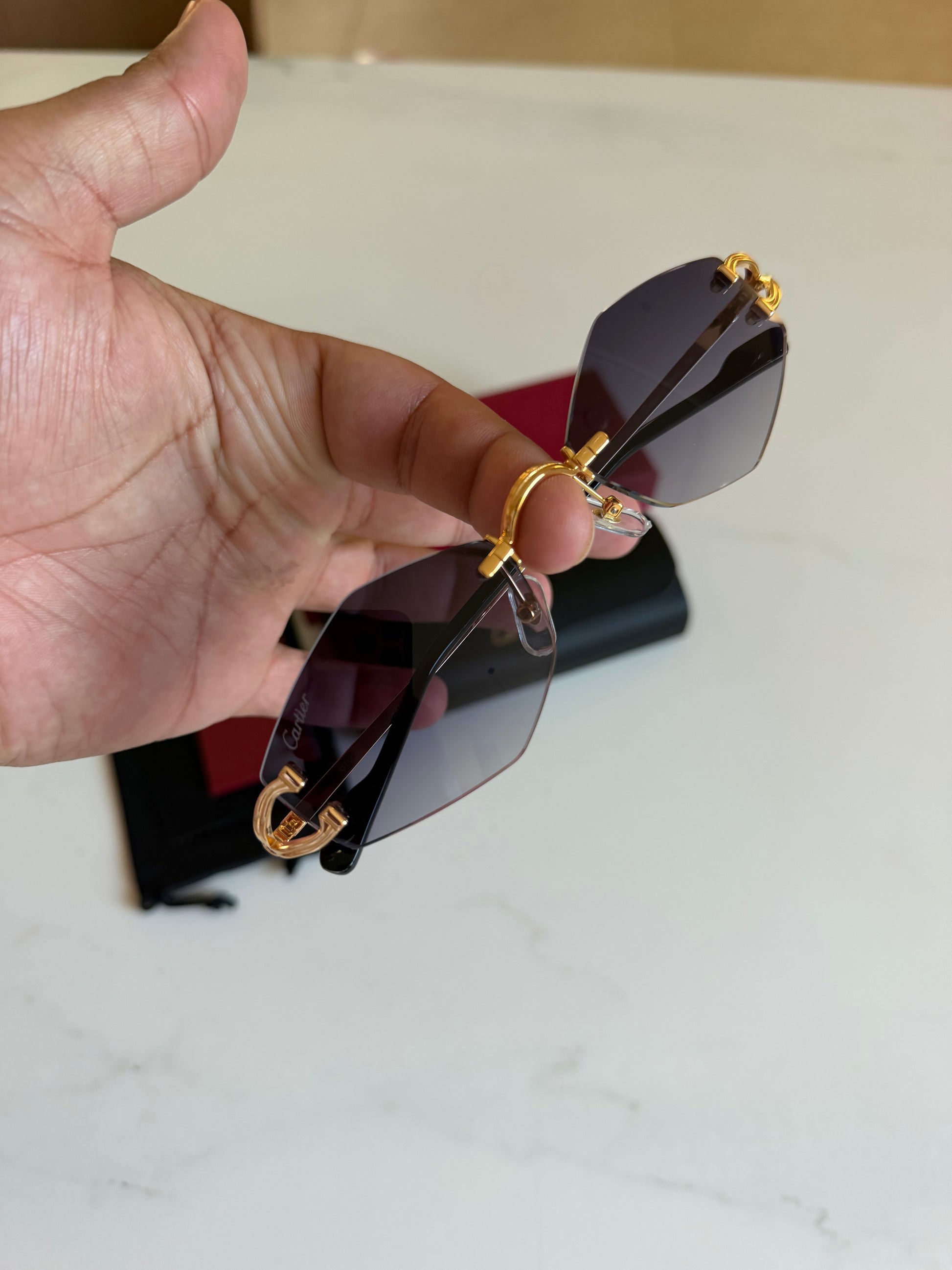 Cartier - sunglasses במלאי