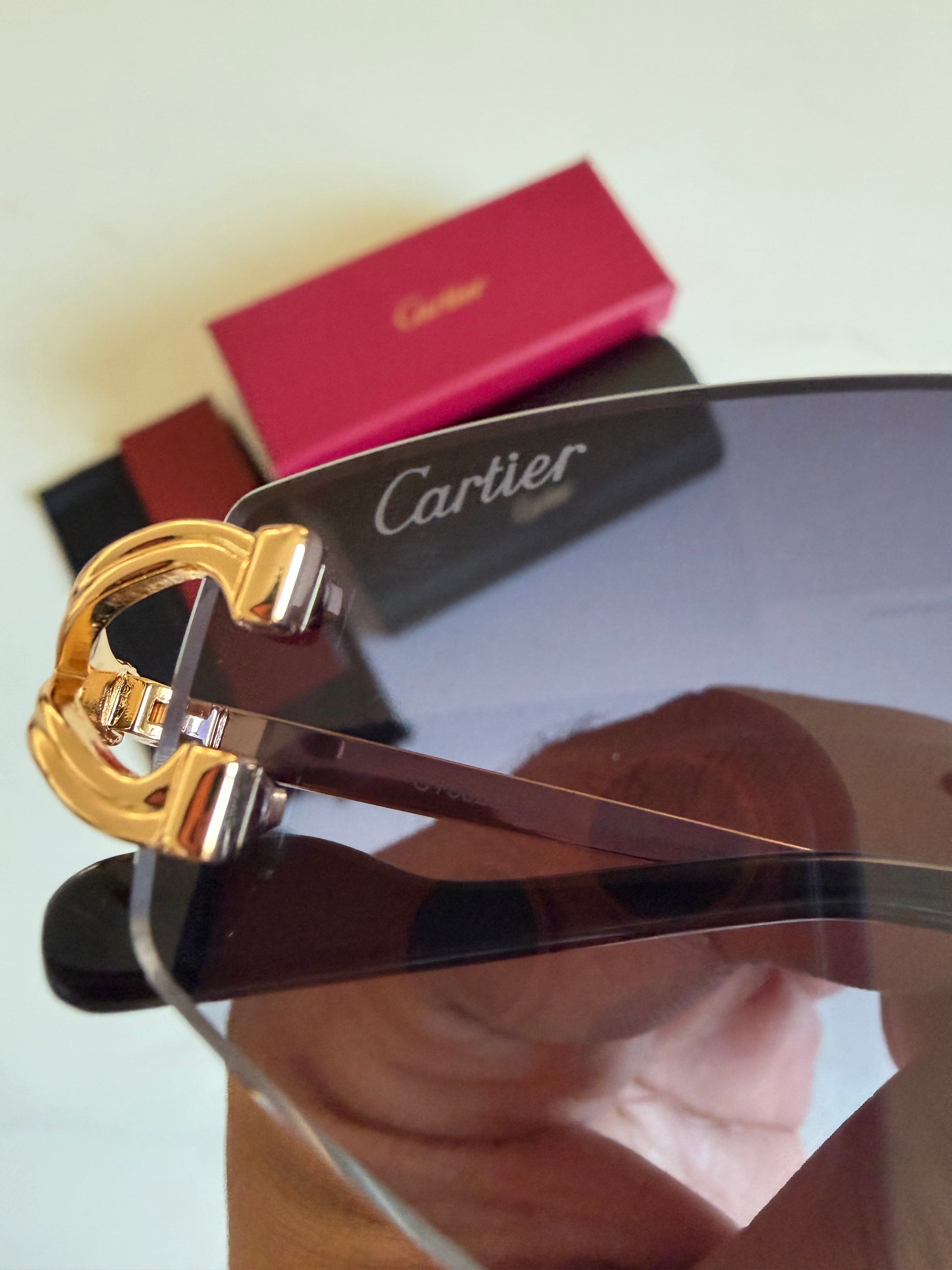 Cartier - sunglasses במלאי