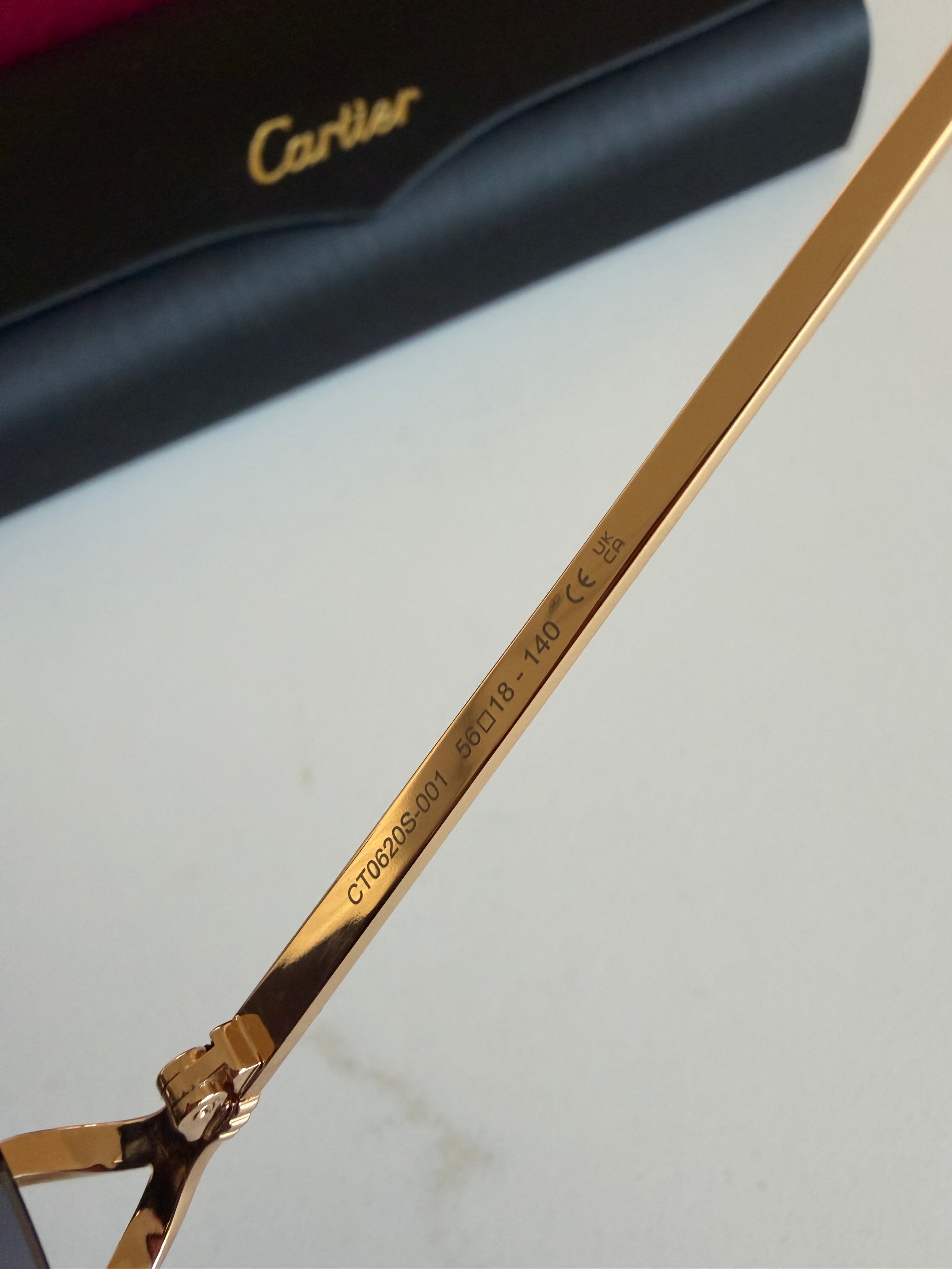 Image of Cartier - sunglasses במלאי