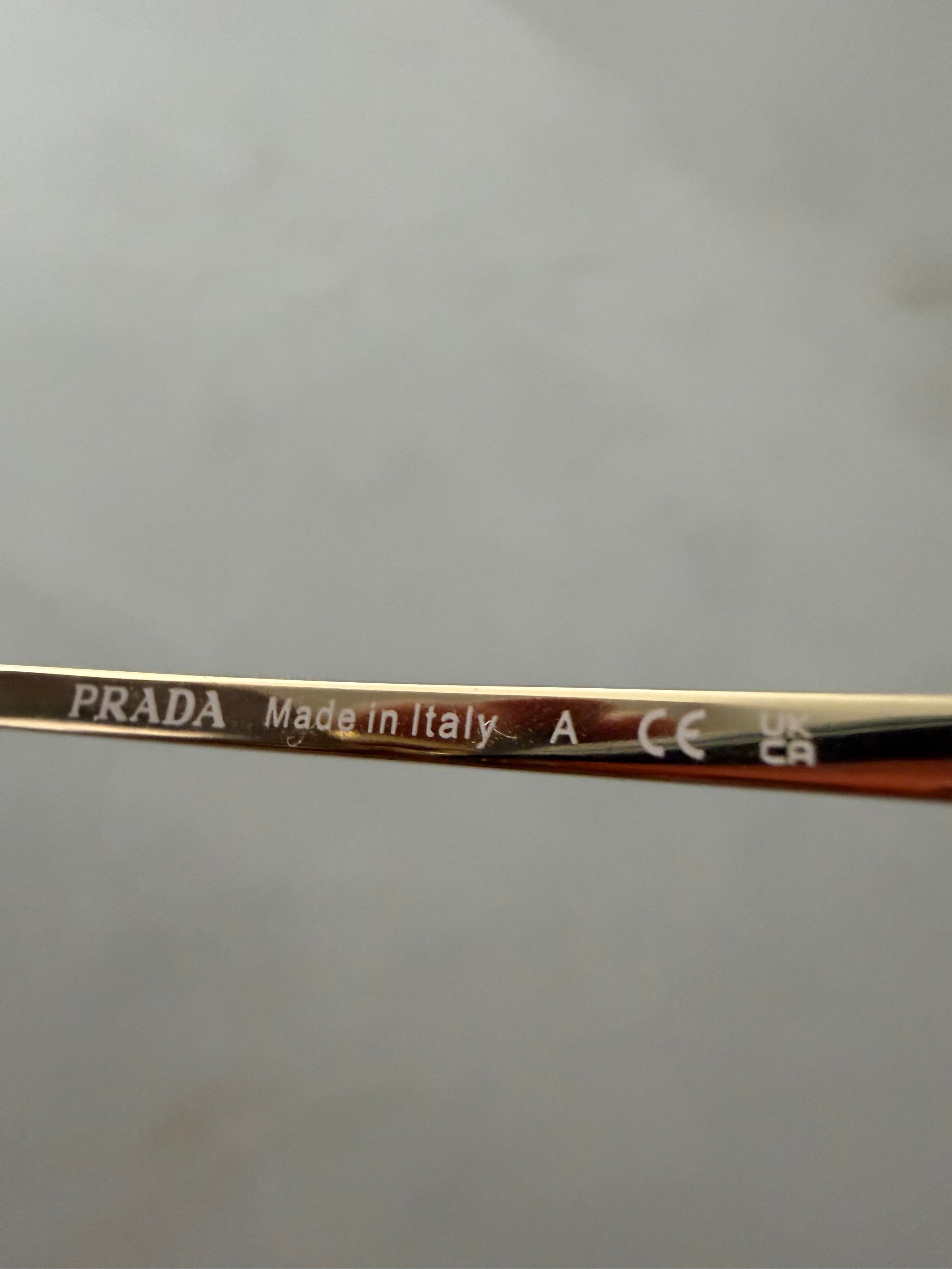 Image of PRADA - משקפי שמש במלאי