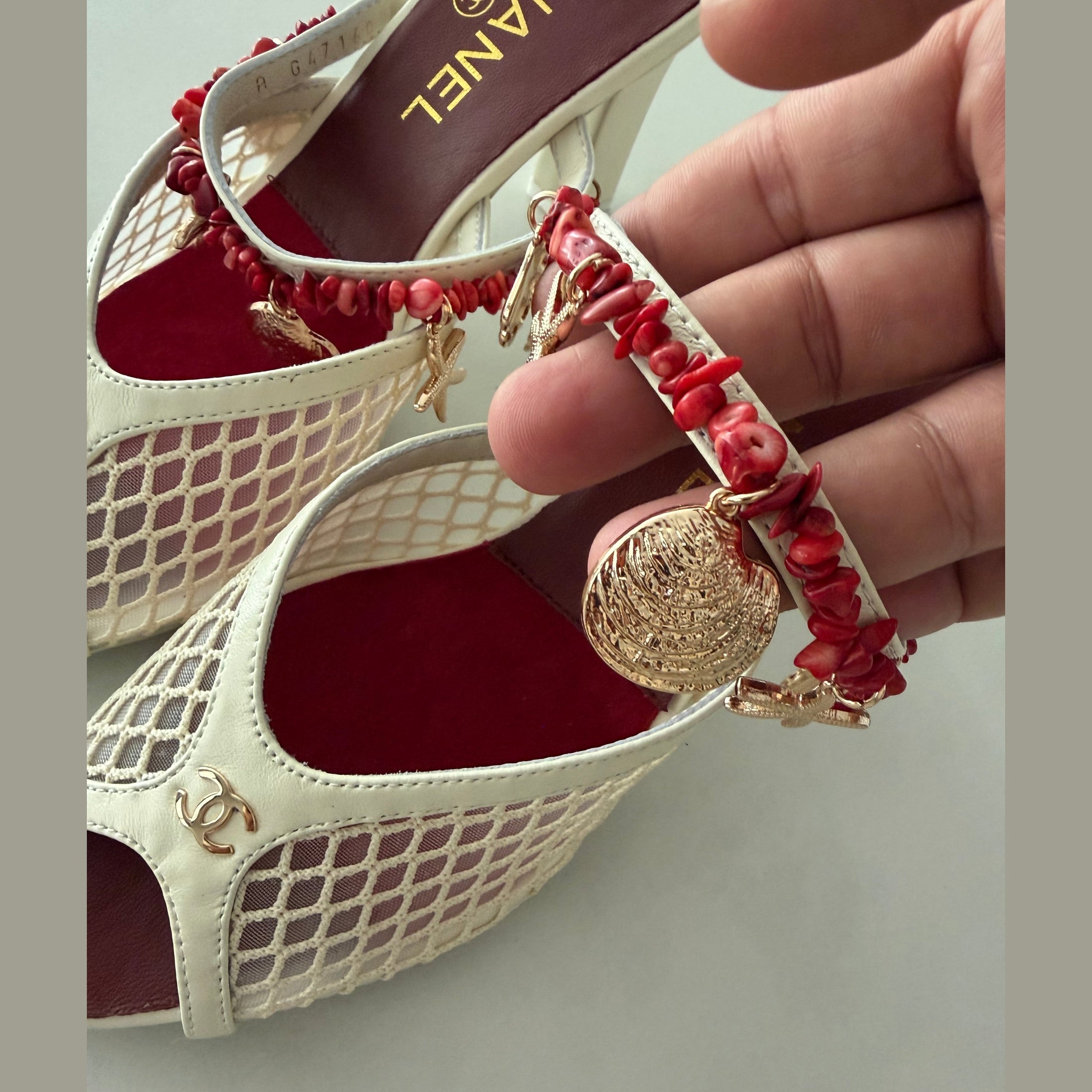 Image of CHANEL heels במלאי