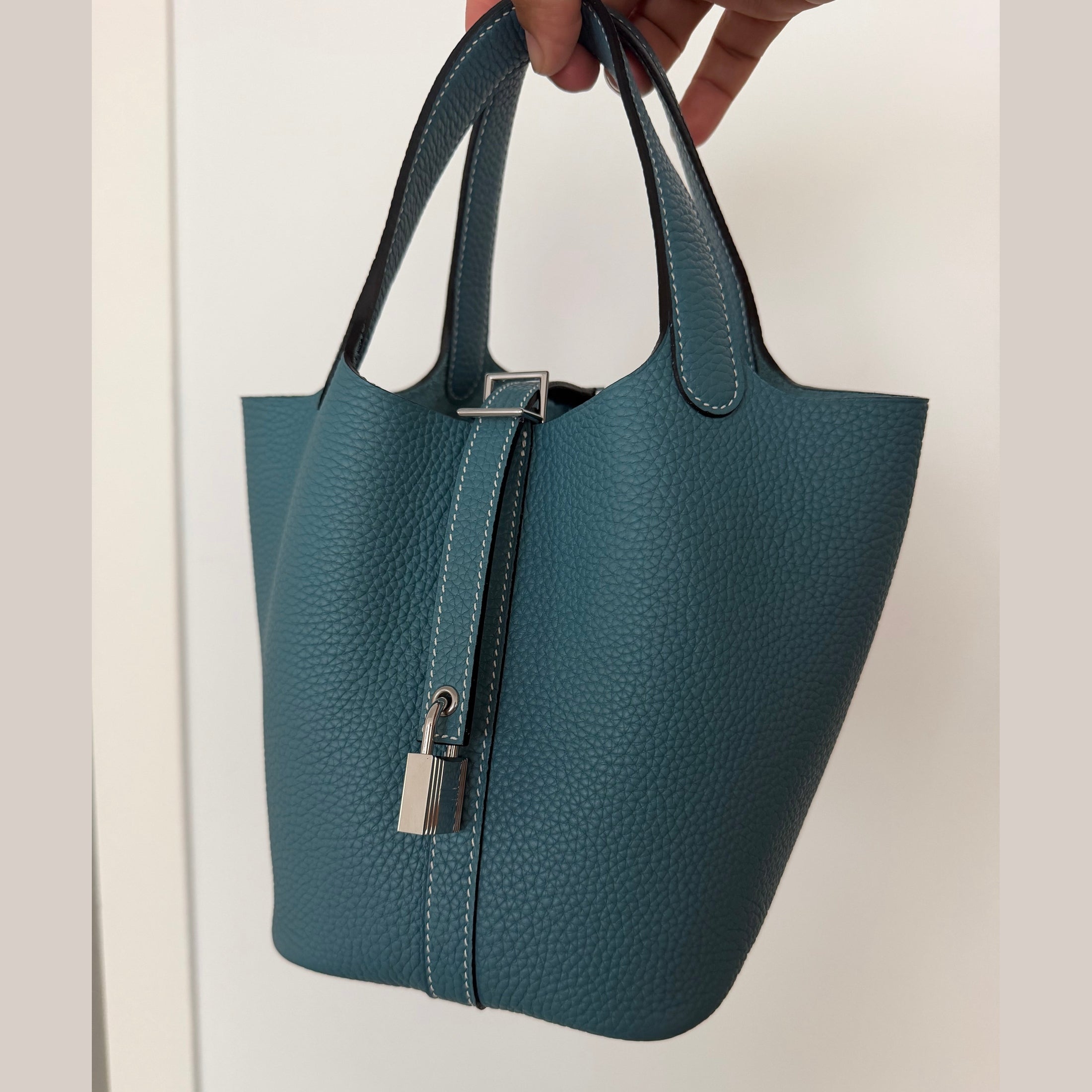 Image of Hermès Picotin 18 במלאי