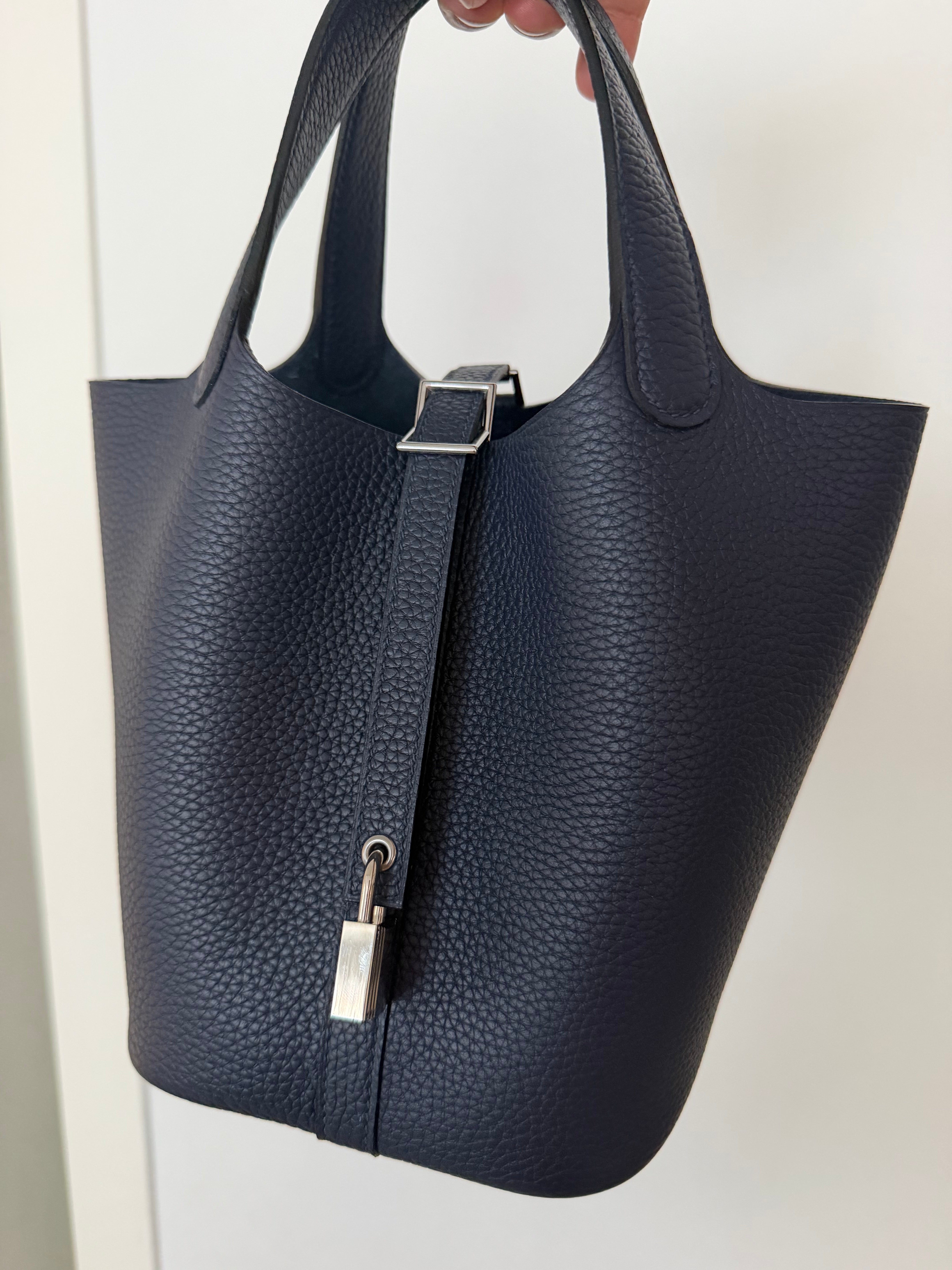 Image of Hermès Picotin 18 במלאי כחול כהה