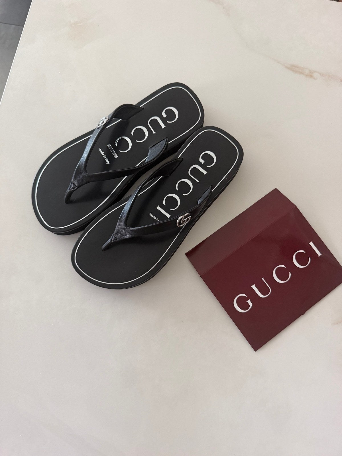Image of GG sandals במלאי