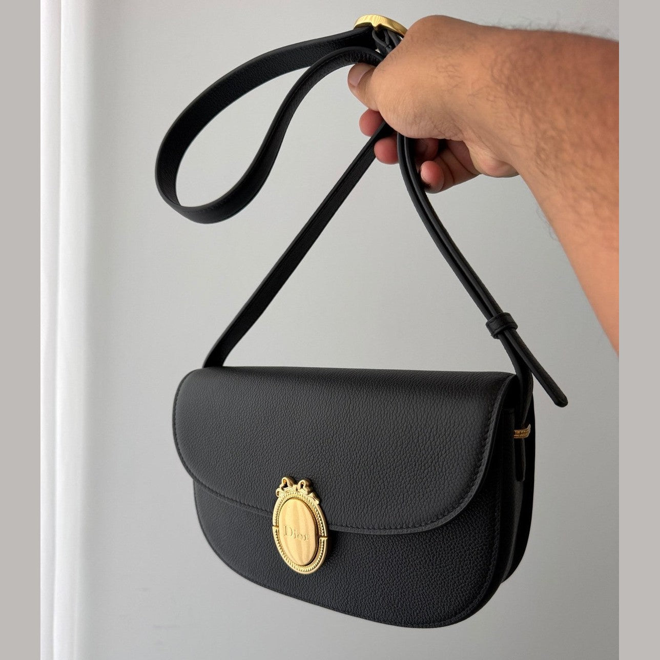 Image of DIOR bag במלאי