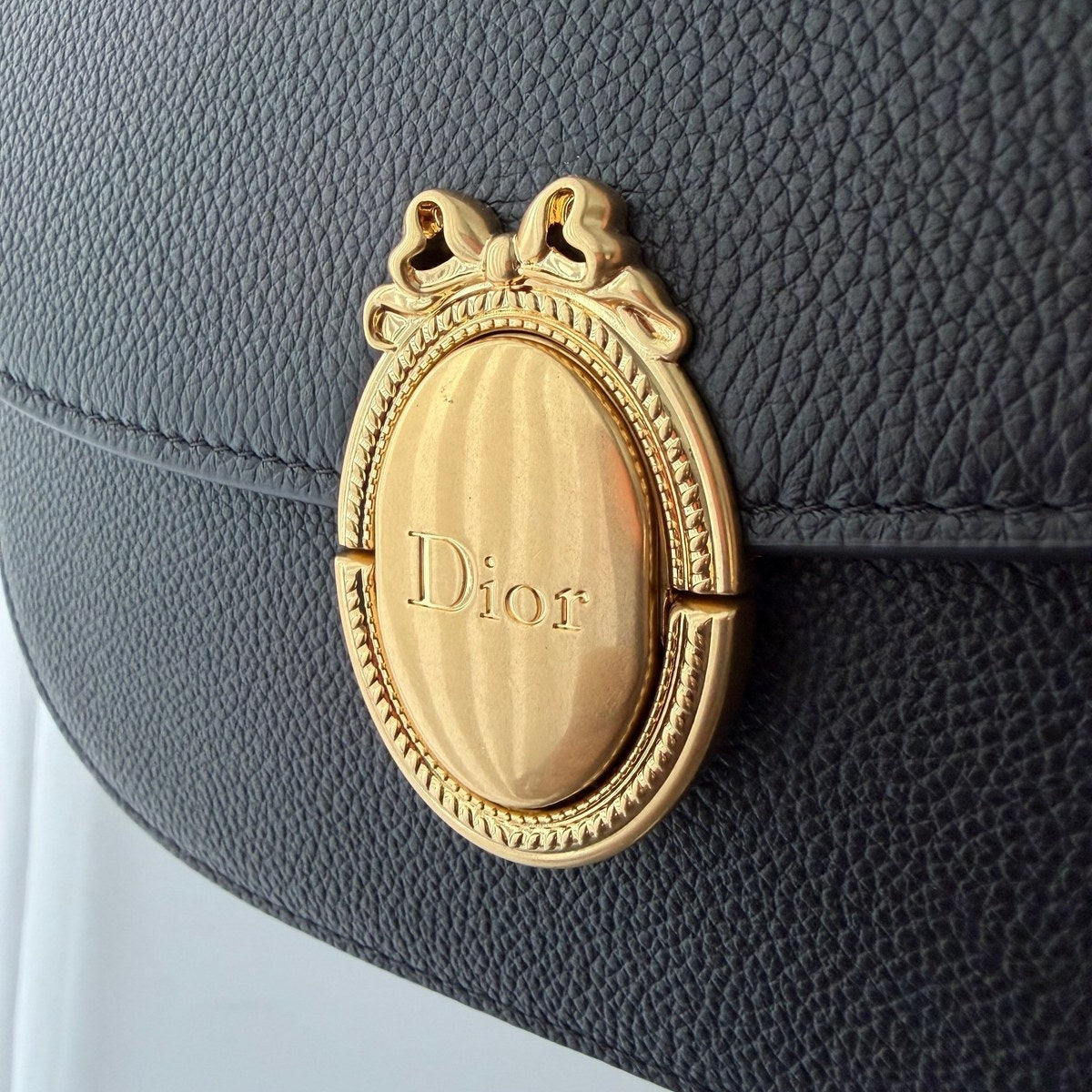Image of DIOR bag במלאי