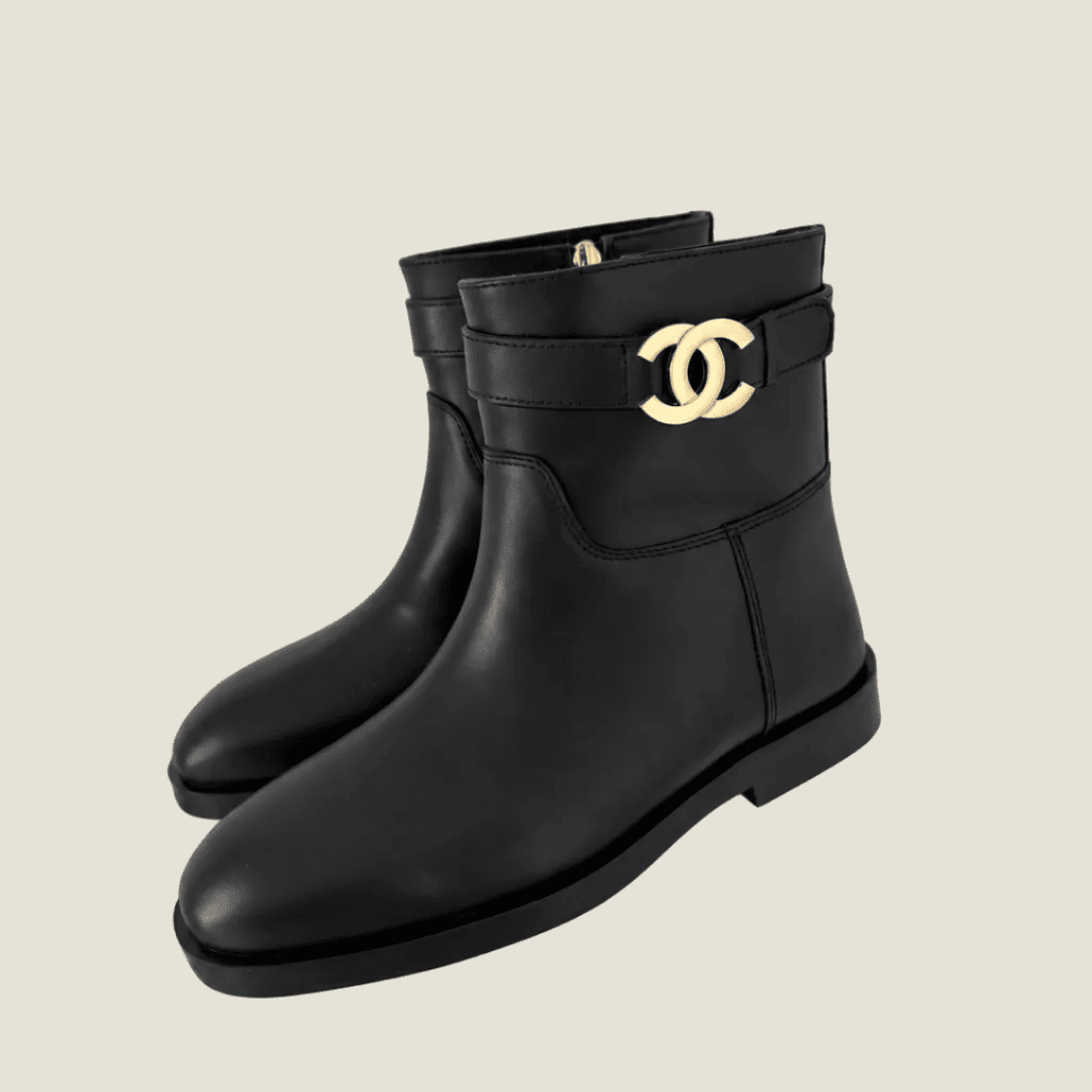 Chanel boots במלאי