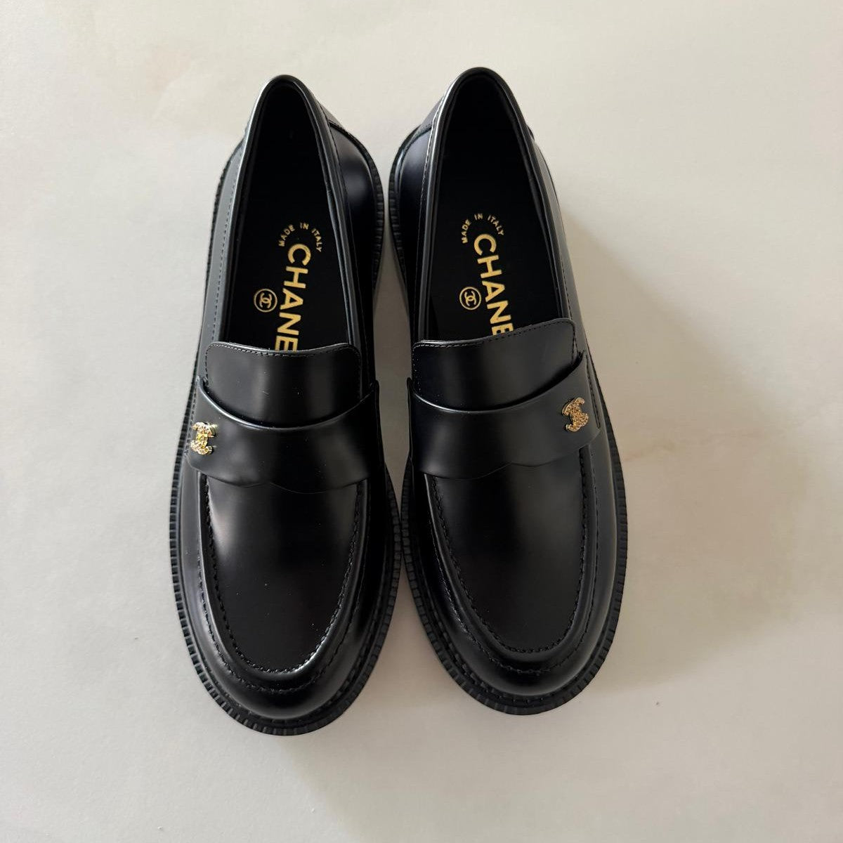 Image of Chanel loafers במלאי
